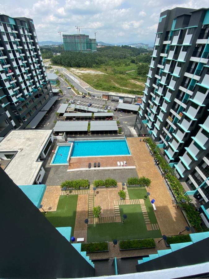 Zima Homestay@Kajang2 Luaran gambar