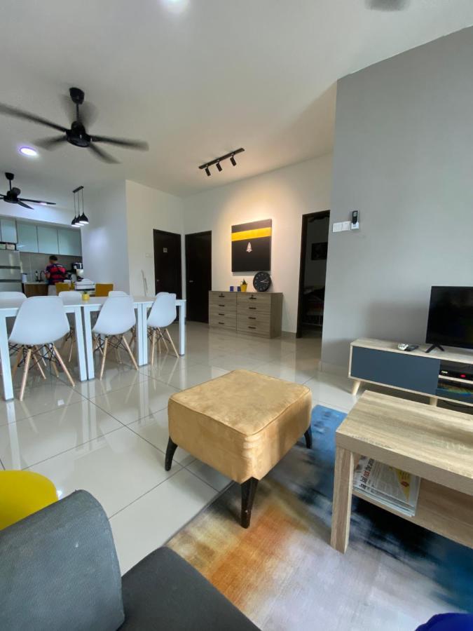 Zima Homestay@Kajang2 Luaran gambar